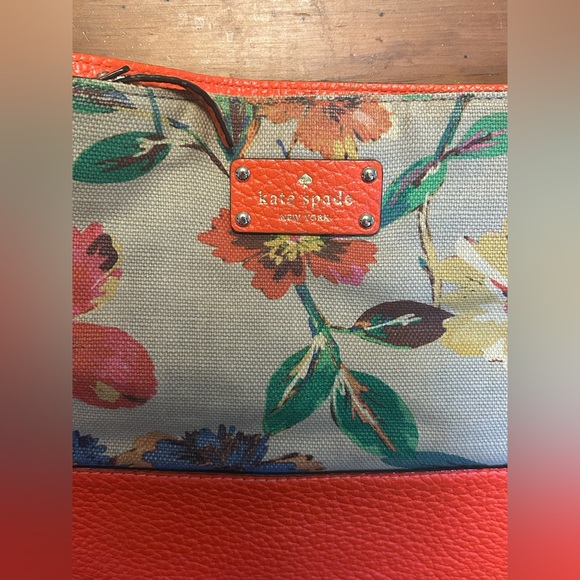 Kate Spade Orange 🍊 Multicolor Floral Crossbody Bag - Picture 2 of 5